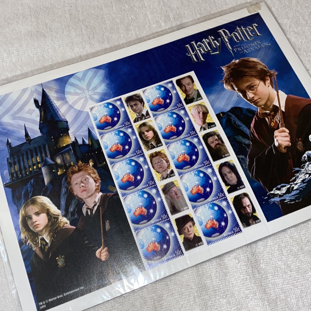 NWT Harry Potter souvenir stamps